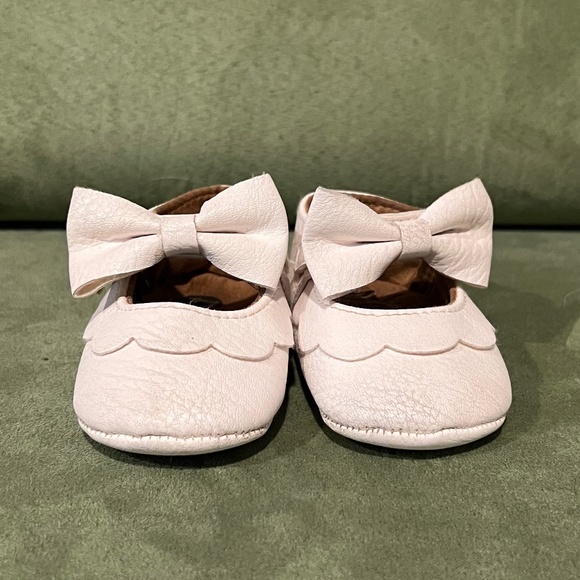 Baby Girls Mary Jane Flats with Bowknot - Picture 1 of 4